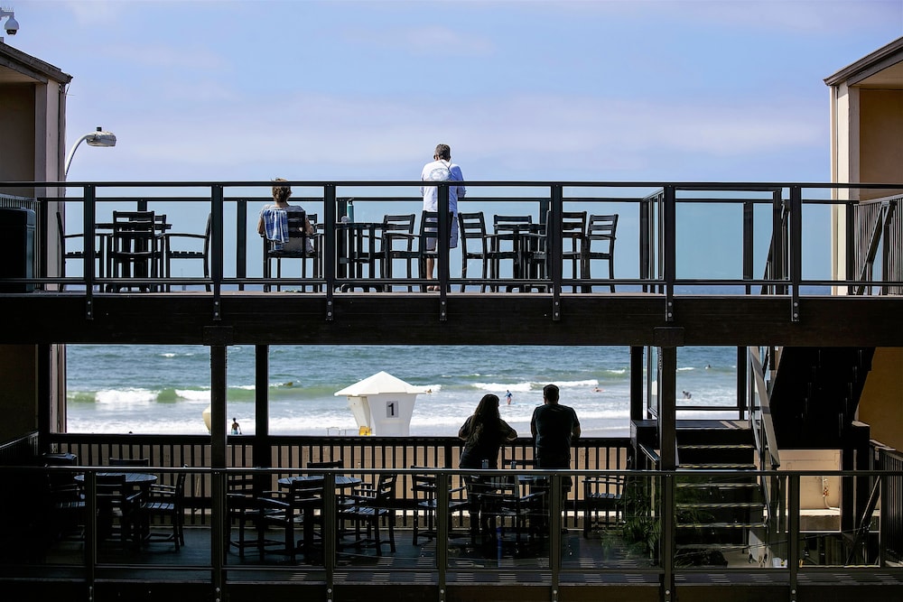 ocean beach hotel