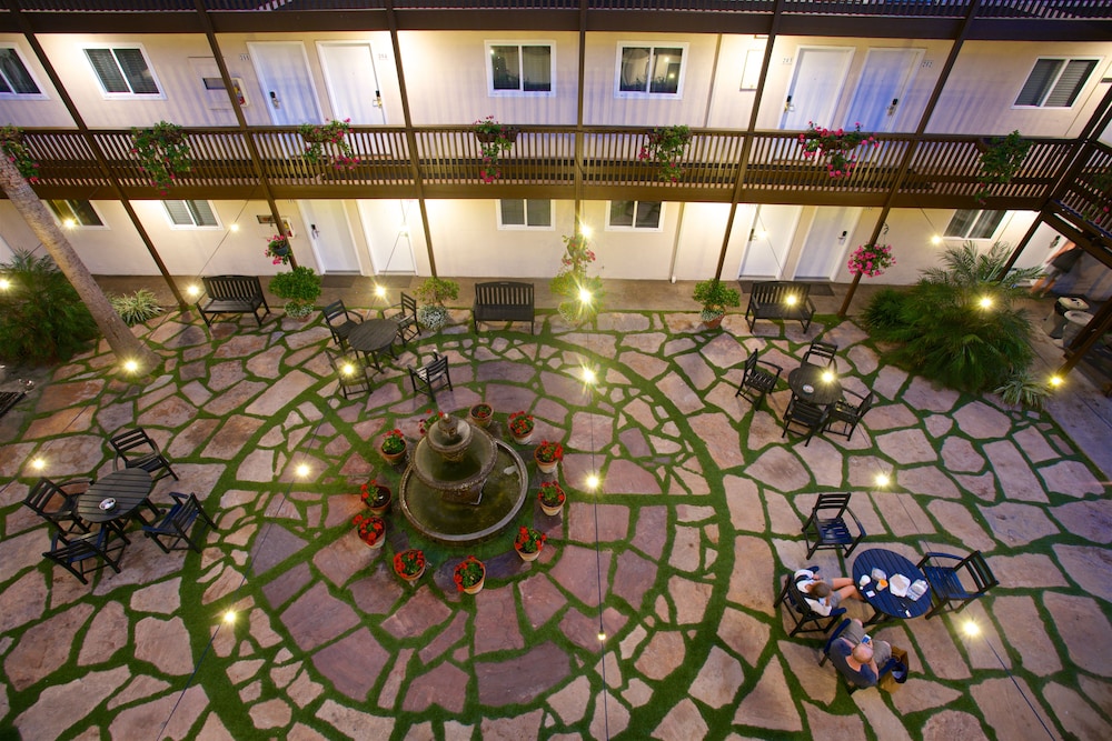 ocean beach hotel