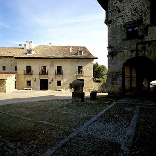 parador de santillana de gil blas