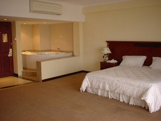 golden tulip dar es salaam