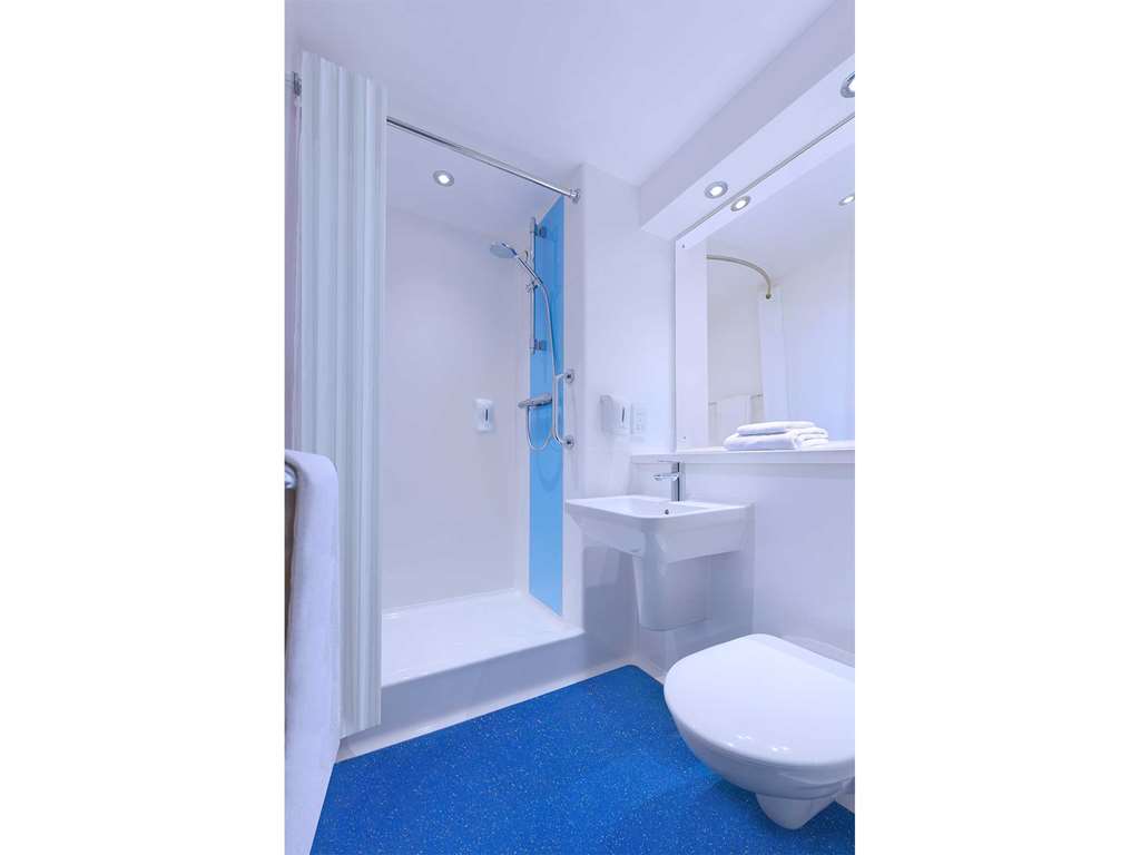 travelodge derby cricket ground