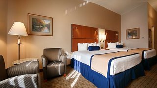 Best Western Plus Silver Saddle Inn,Near Lake Estes Marina,3 star