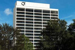 Qt Canberra,In Canberra (Northern Canberra),4 star
