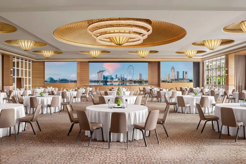the ritz carlton millenia singapore sg clean
