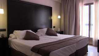 Hotel Fernando Iii,Seville>>Costa De La Luz,4 star