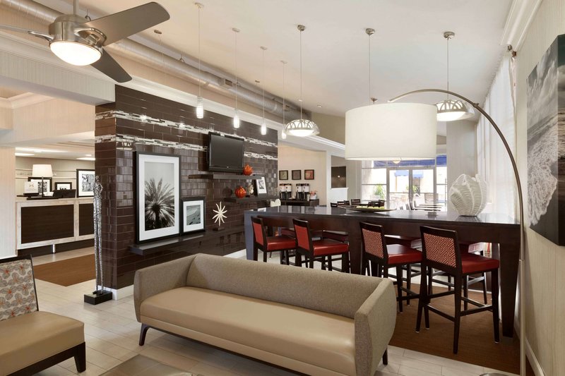 hampton inn and suites ft lauderdale arpt south cruise port