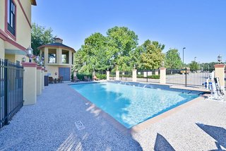 Best Western Plus North Houston Inn & Suites,14753 North Freeway,3 star
