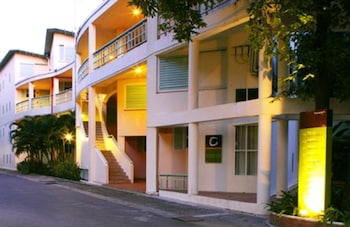 chom view hotel