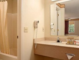 Super 8 By Wyndham Indianapolis/Southport Rd,Indianapolis>>Indiana,2 star