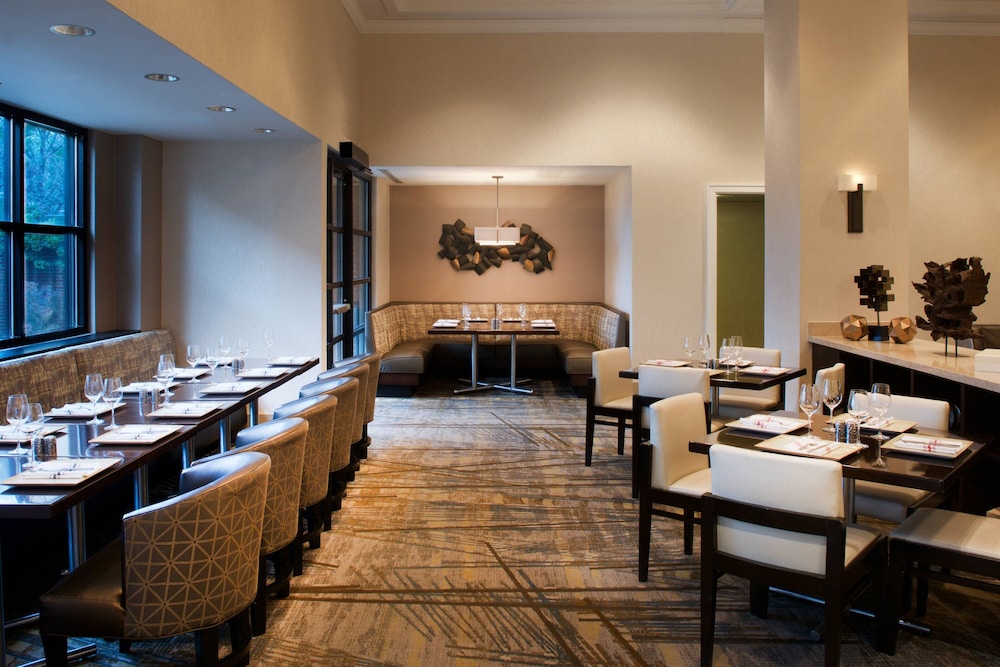 fairfax marriott at fair oaks