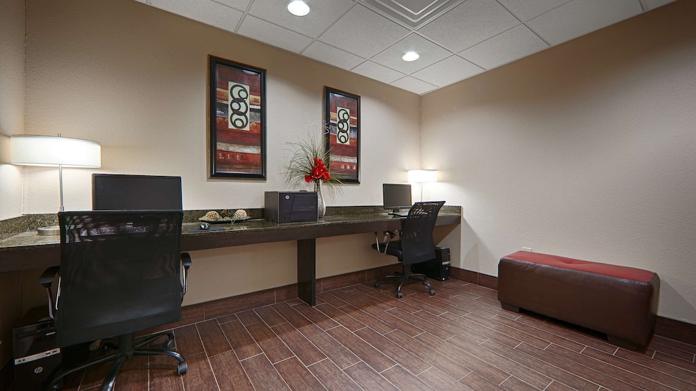 best western plus cushing inn and suites