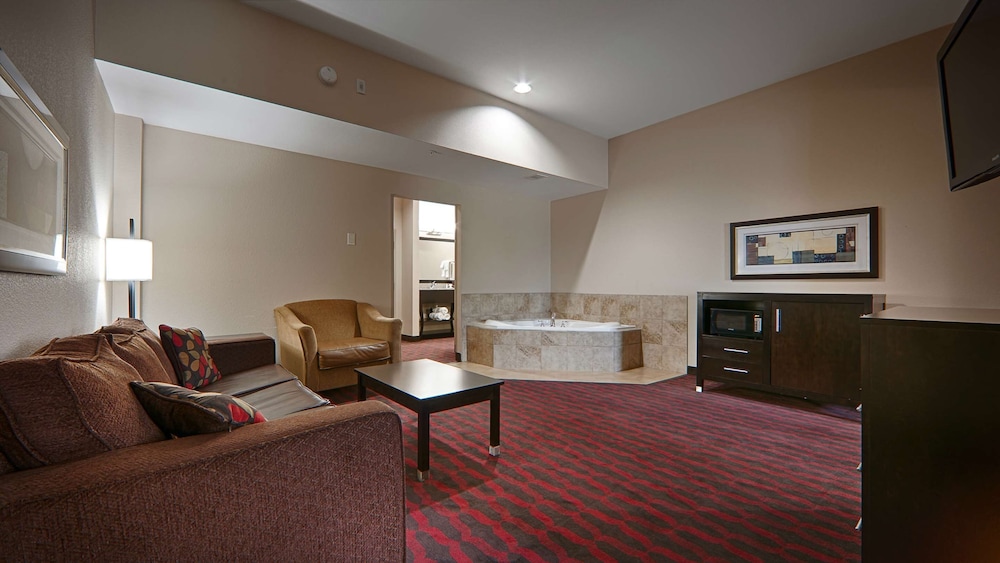 best western plus cushing inn and suites