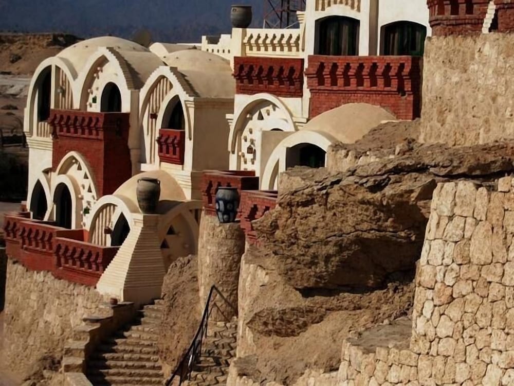 umbi sharks bay diving village