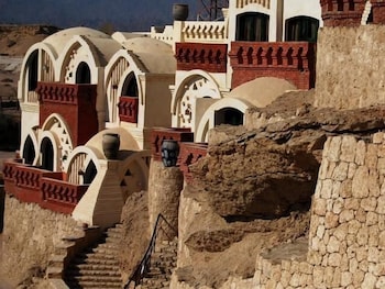 umbi sharks bay diving village