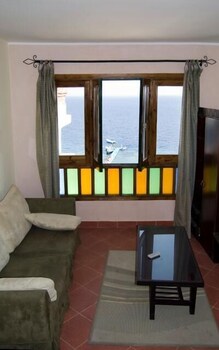 umbi sharks bay diving village