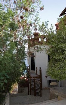 umbi sharks bay diving village