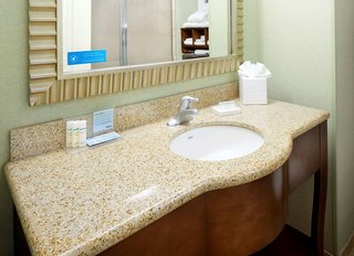 hampton inn and suites savannah midtown