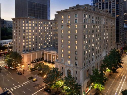 Fairmont Olympic Hotel,Near Game Works,5 star