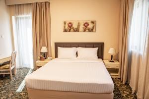 west zone pearl hotel apartment