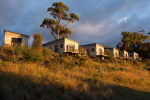 Swansea Beach Chalets,East Coast Tasmania>>Coles Bay,4 star