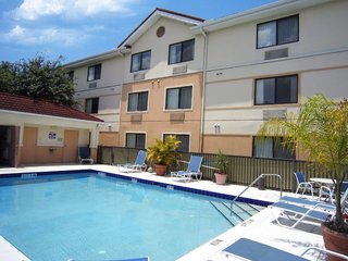 extended stay america select suites tampa airport memorial