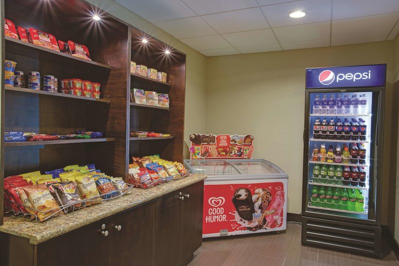 la quinta inn and suites by wyndham tampa north i 75