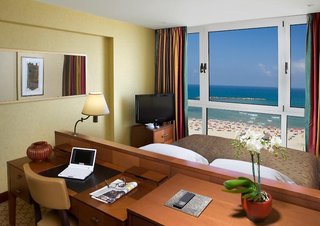 Dan Tel Aviv,Tel Aviv Beaches>>Tel Aviv,5 star