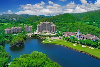 mission hills resort dongguan