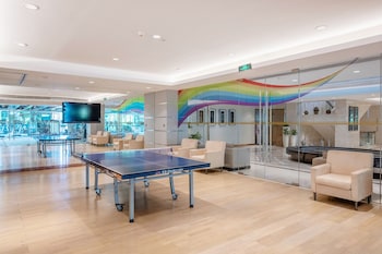 mission hills resort dongguan