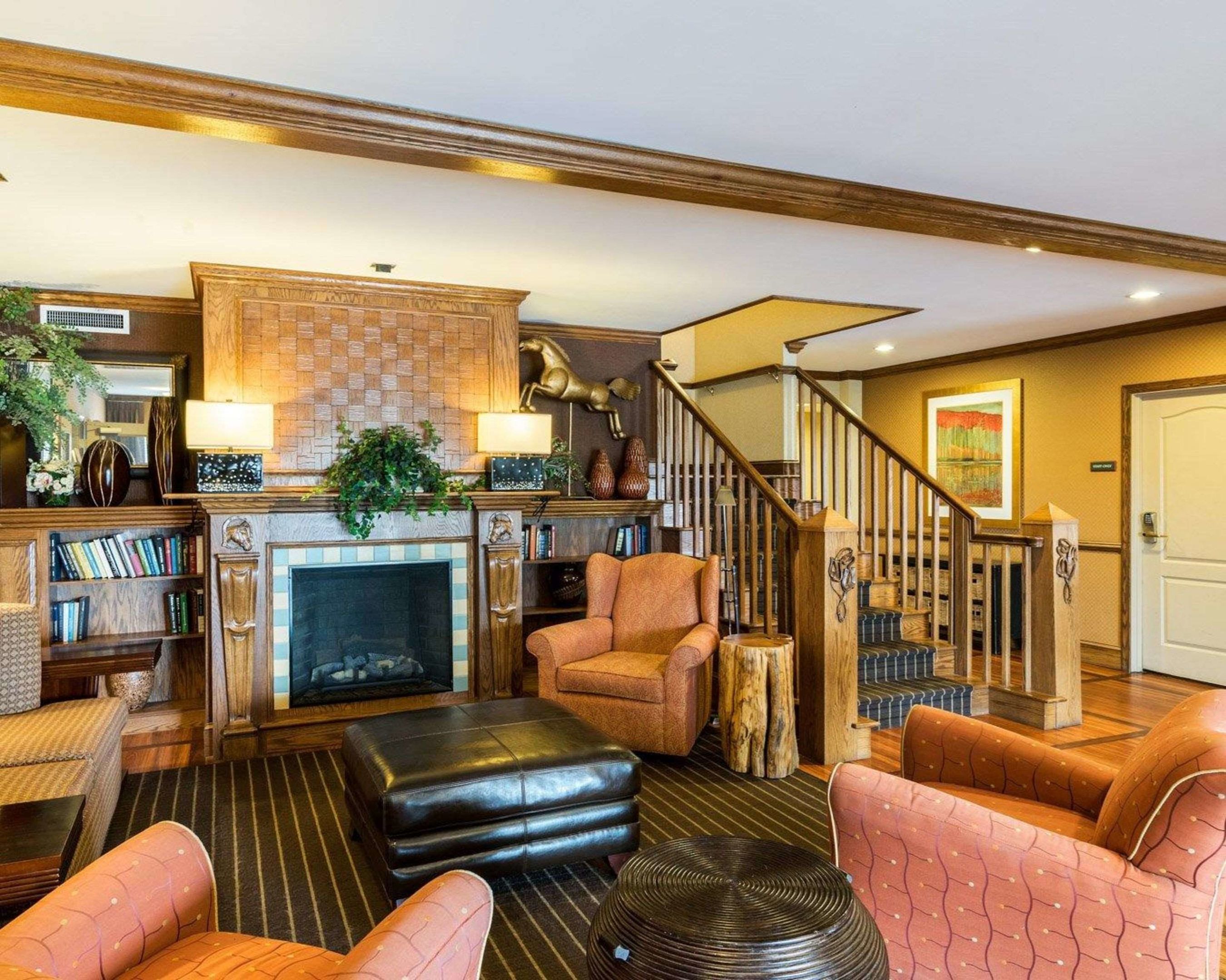 comfort inn and suites