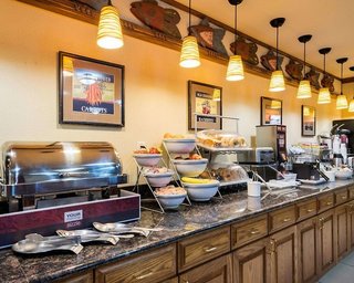 comfort inn and suites