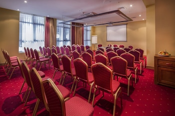 Dublin Skylon Hotel,Drumcondra>>Dardistown,4 star