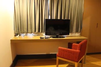 the seasons bangkok huamark