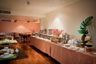 the seasons bangkok huamark