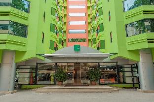 the seasons bangkok huamark