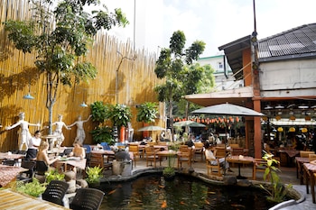 villa cha cha banglumphu