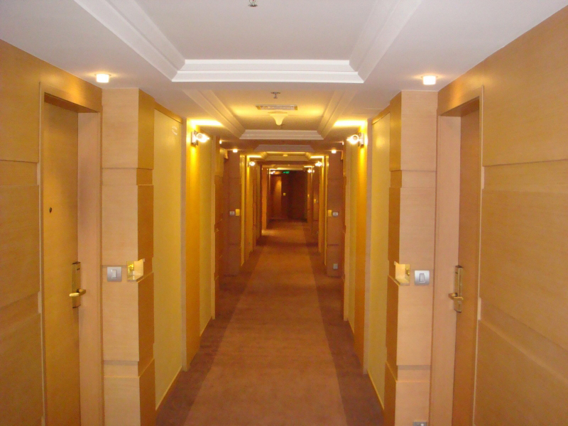 beijing new world center tongpai hotel