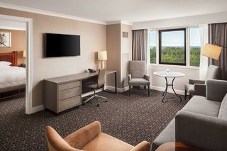 Hilton Short Hills,Florham Park>>Chatham,4 star