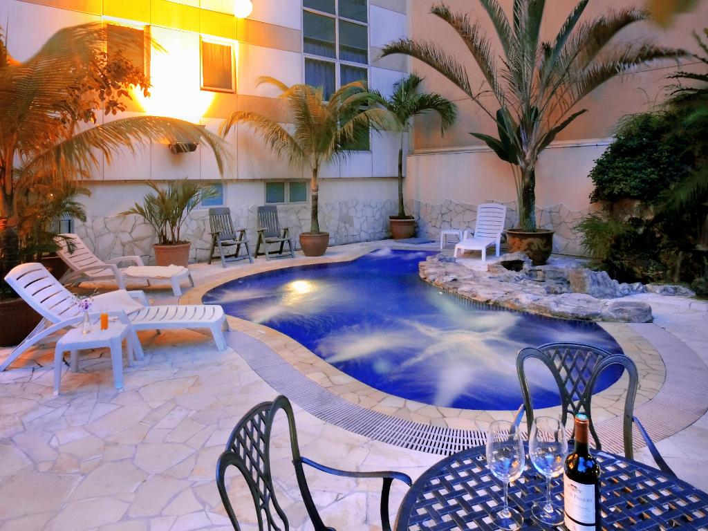 hotel bencoolen bencoolen street