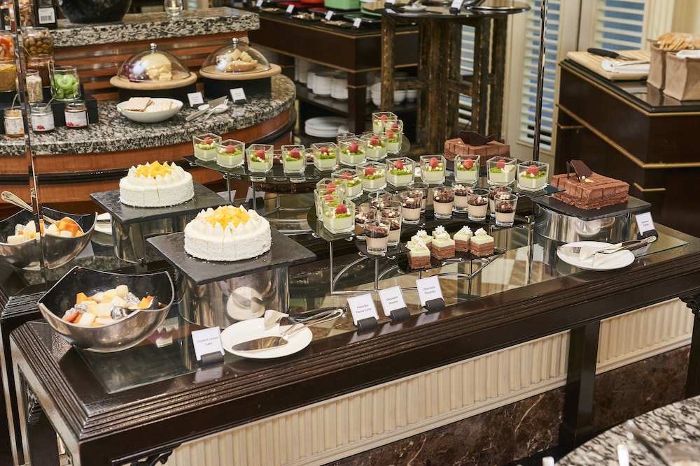 conrad singapore orchard