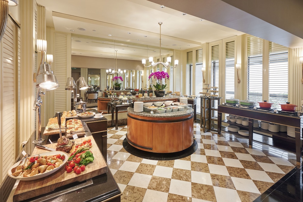 conrad singapore orchard