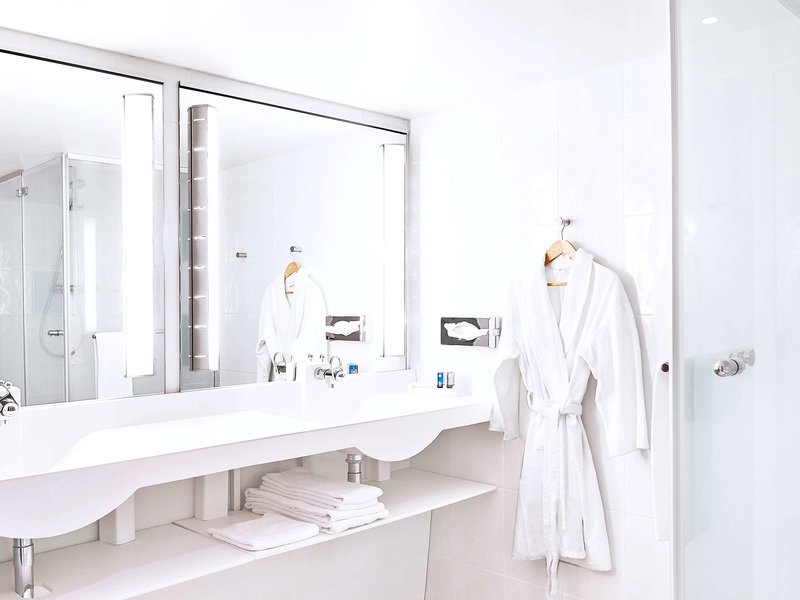 novotel avignon nord