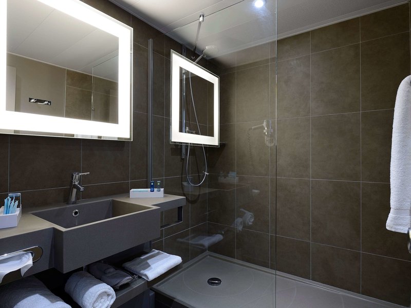 novotel avignon nord