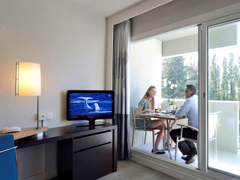 novotel avignon nord