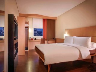 Ibis Surabaya City Center,Surabaya>>Malang,4 star