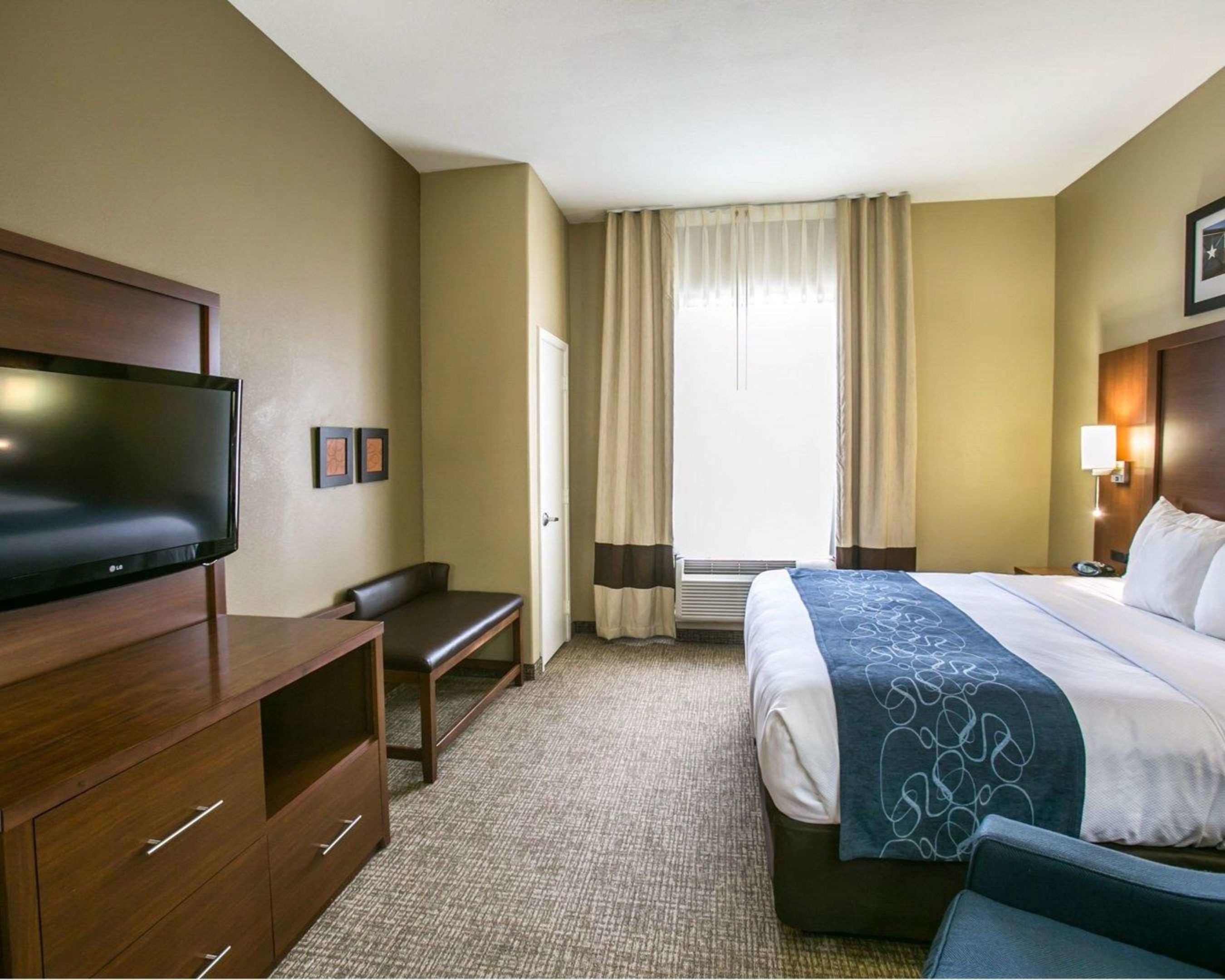 comfort suites houston nw vintage park