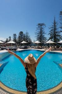 Crowne Plaza Terrigal Pacific By Ihg,Central Coast>>Avoca Beach,5 star