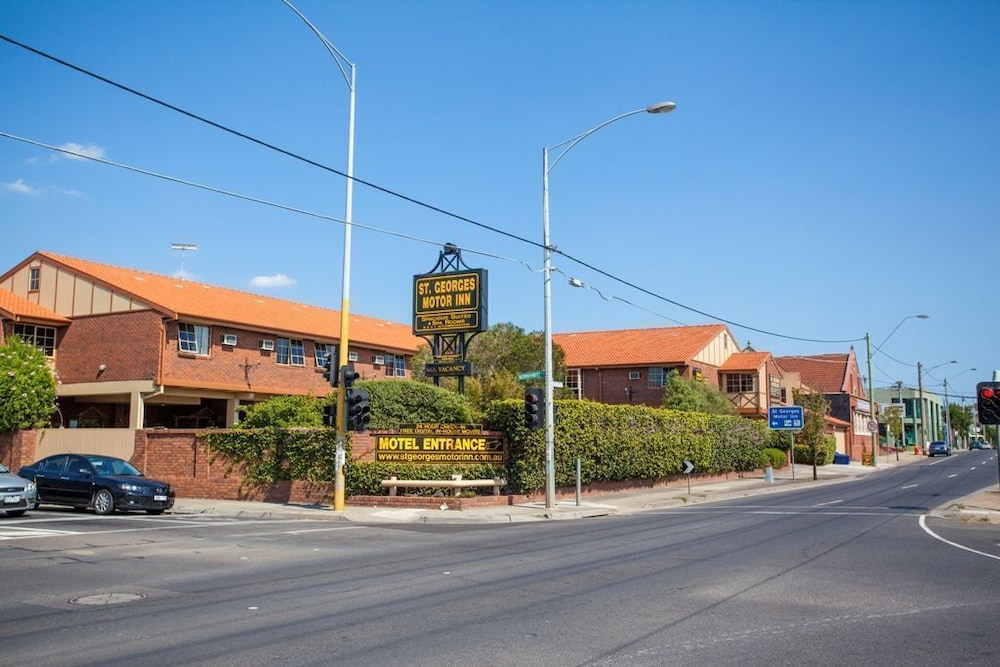 st georges motor inn