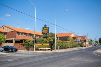 st georges motor inn