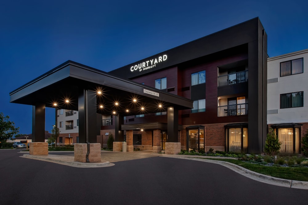 courtyard by marriott traverse city